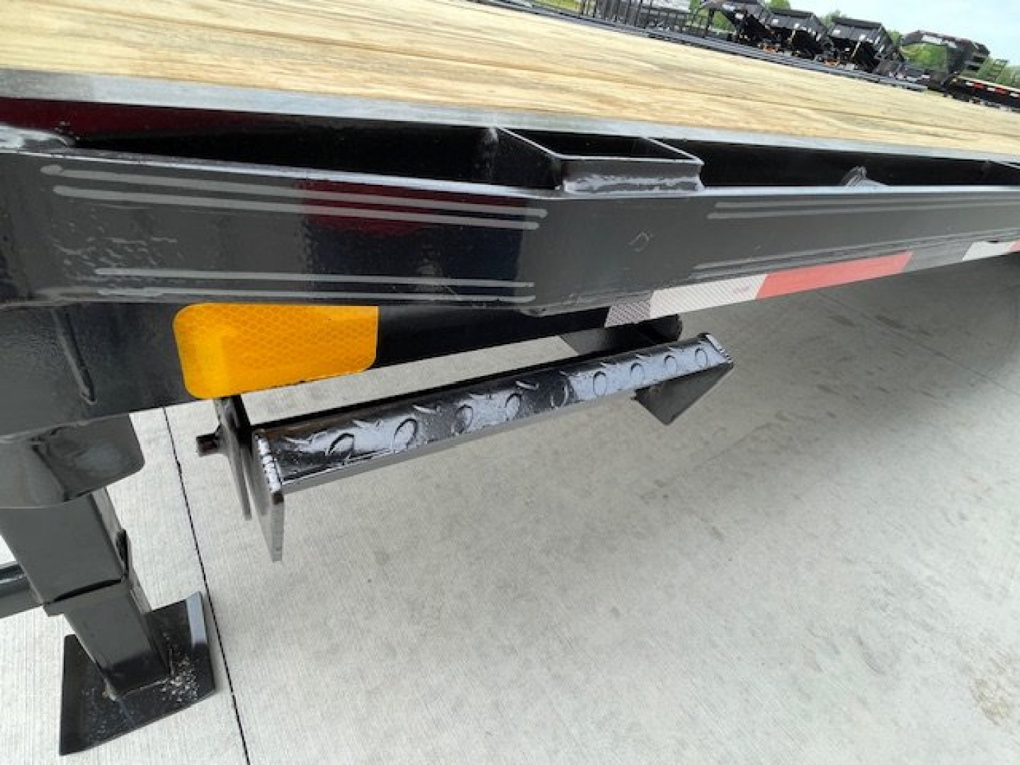 New 2026 DAVIDSON 102X32 (27+5) GOOSENECK DECKOVER, MONSTER RAMPS, 5' DOVETAIL, (2) 8000lb AXLES, GVWR 16,000lbs