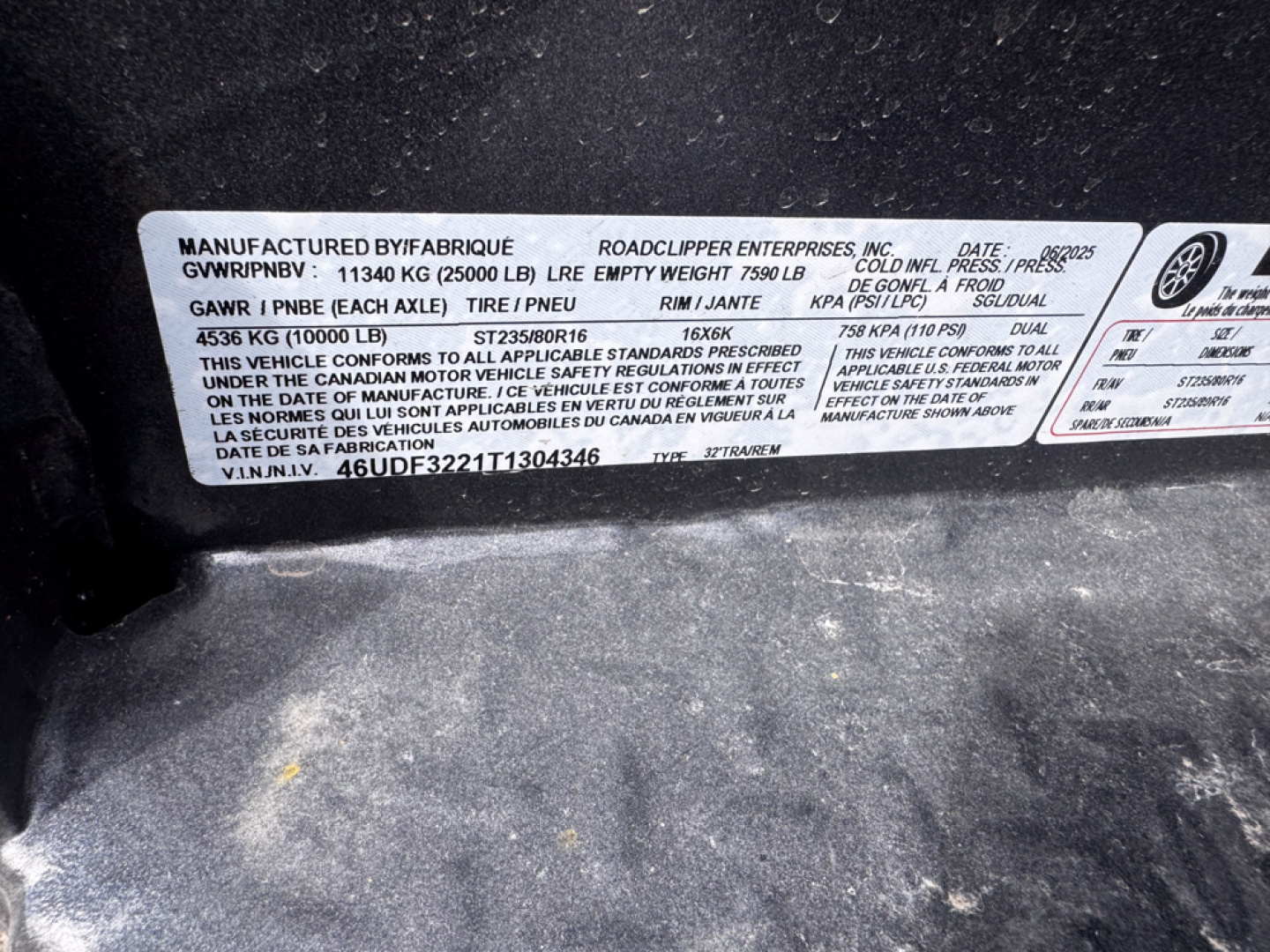 New 2026 Diamond C Trailers 32' GN Equipment Trailer