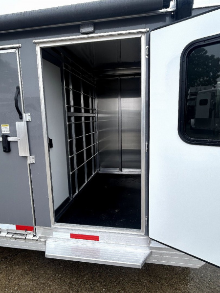 New 2026 Shadow 10 Pen Supreme Gooseneck Show Stock Stock / Stock Combo Trailer