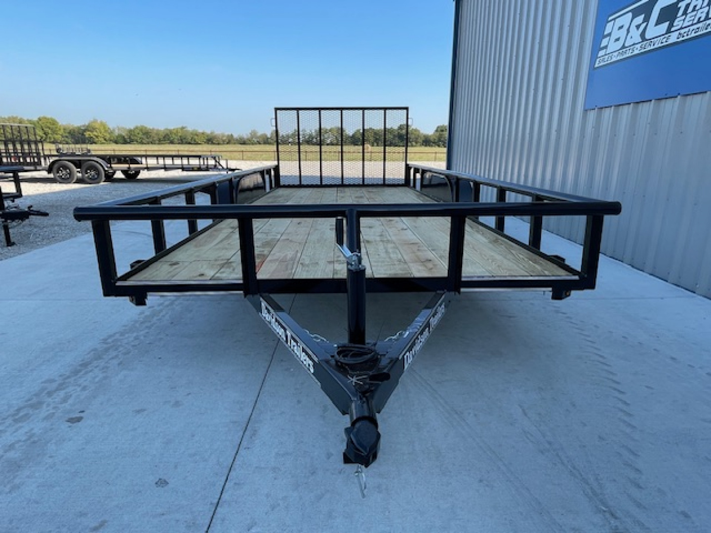 New 2026 DAVIDSON 83X18 TANDEM (2)AXLE PIPE TOP UTILITY TRAILER W/4' GATE