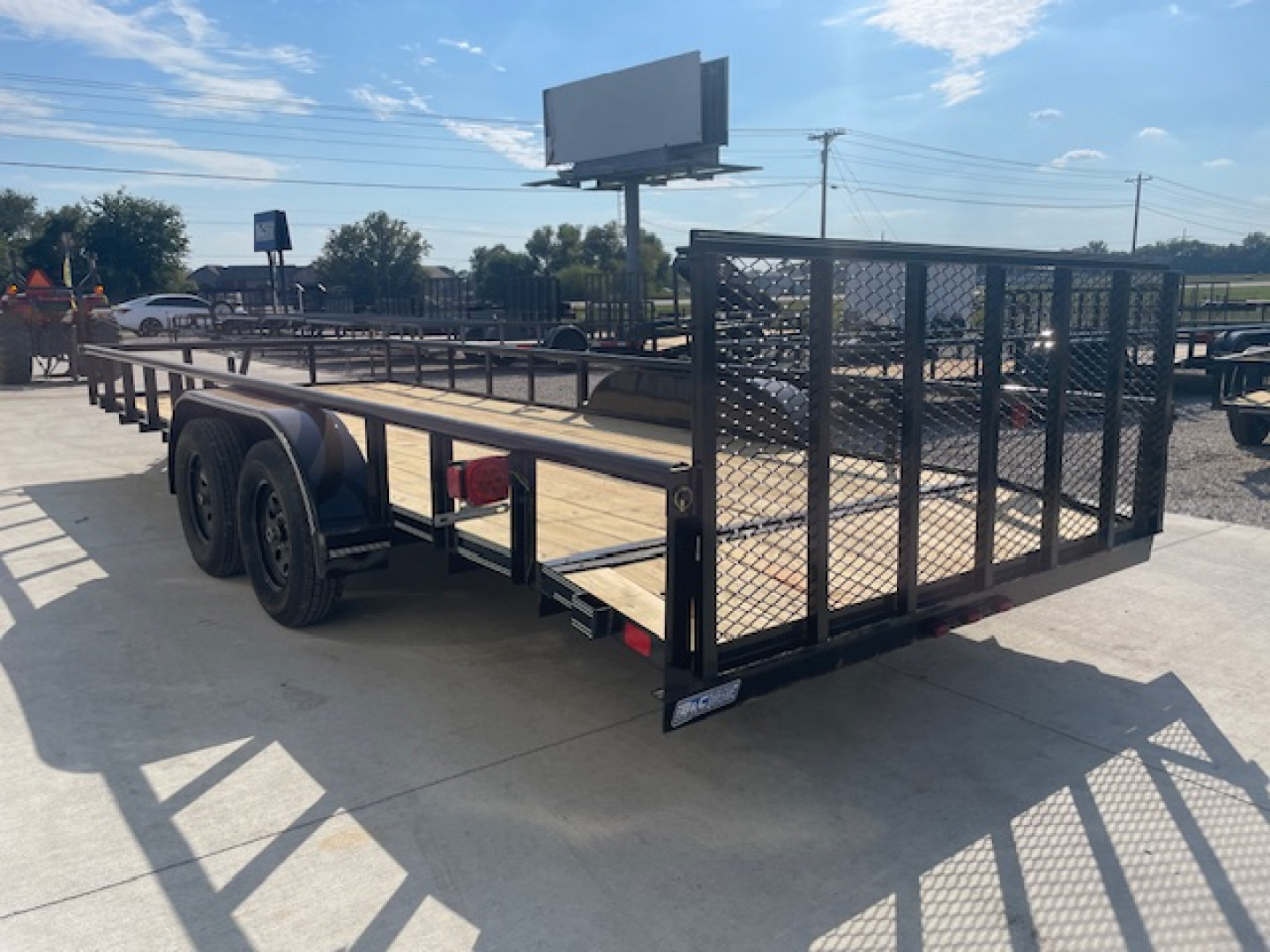 New 2026 DAVIDSON 83X20 TANDEM (2)AXLE PIPE TOP UTILITY W/36" GATE, 2' DOVETAIL