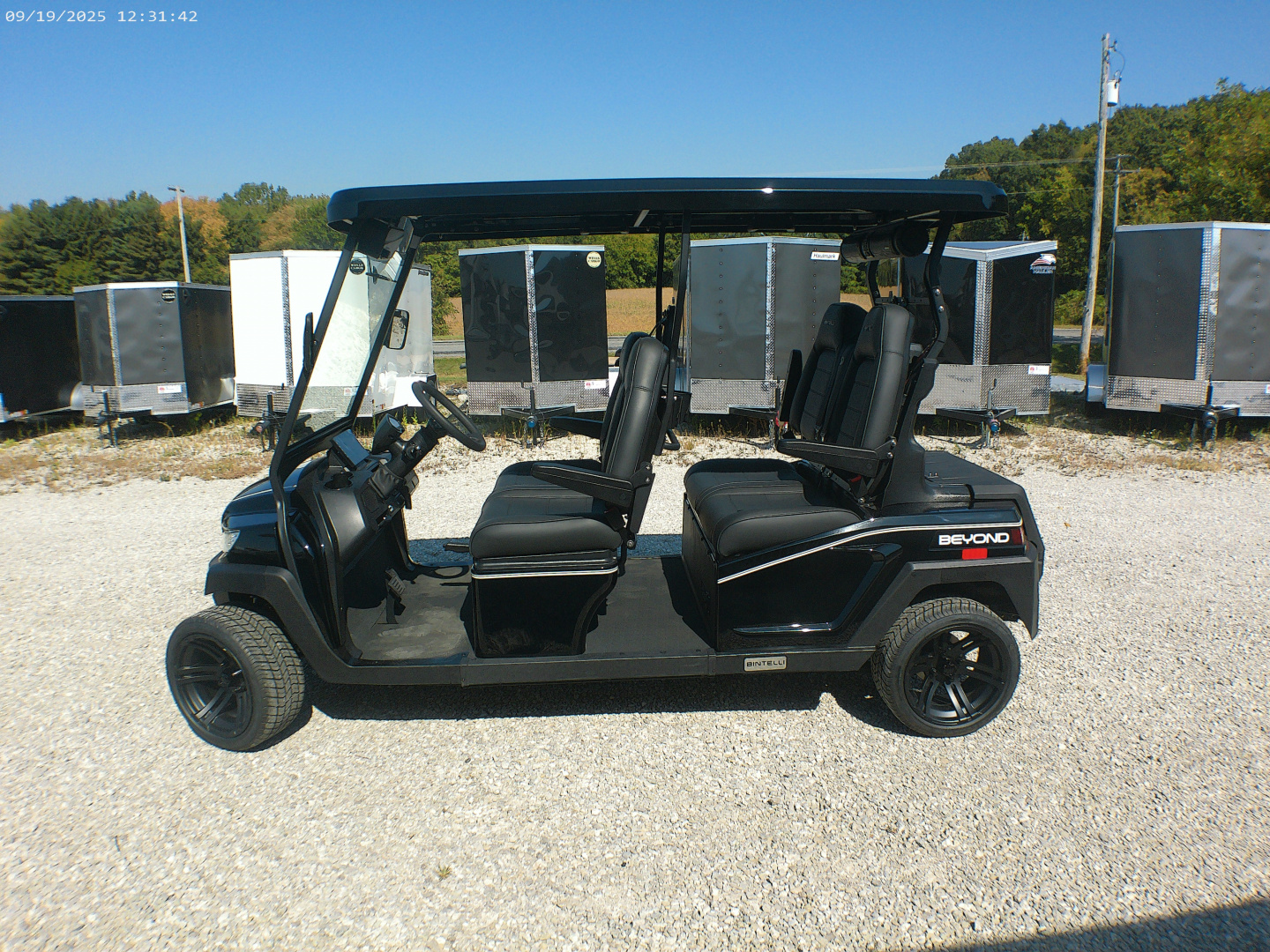 New 2025 Bintelli BEYOND 4P Golf Cart