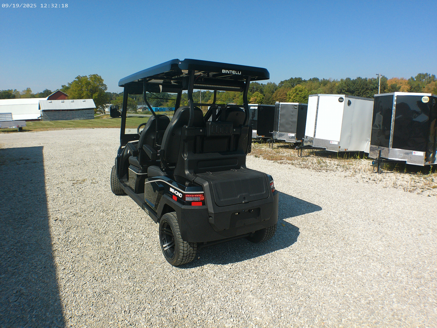 New 2025 Bintelli BEYOND 4P Golf Cart