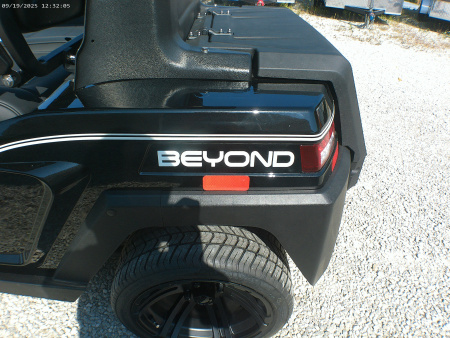 New 2025 Bintelli BEYOND 4P Golf Cart