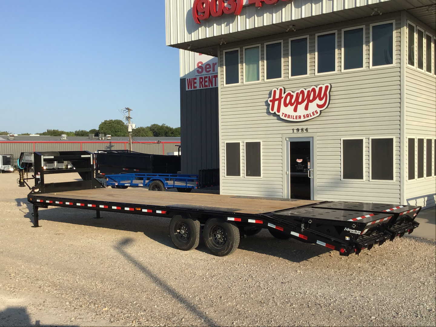 New 2026 PJ 102”x30’ Quest Gooseneck Flatbed w/ Singles – LQ