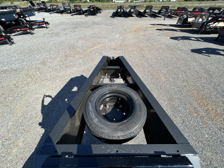 New 2026 MAXXD Gooseneck Flatbed Trailer | 102" x 30' 30K GVWR
