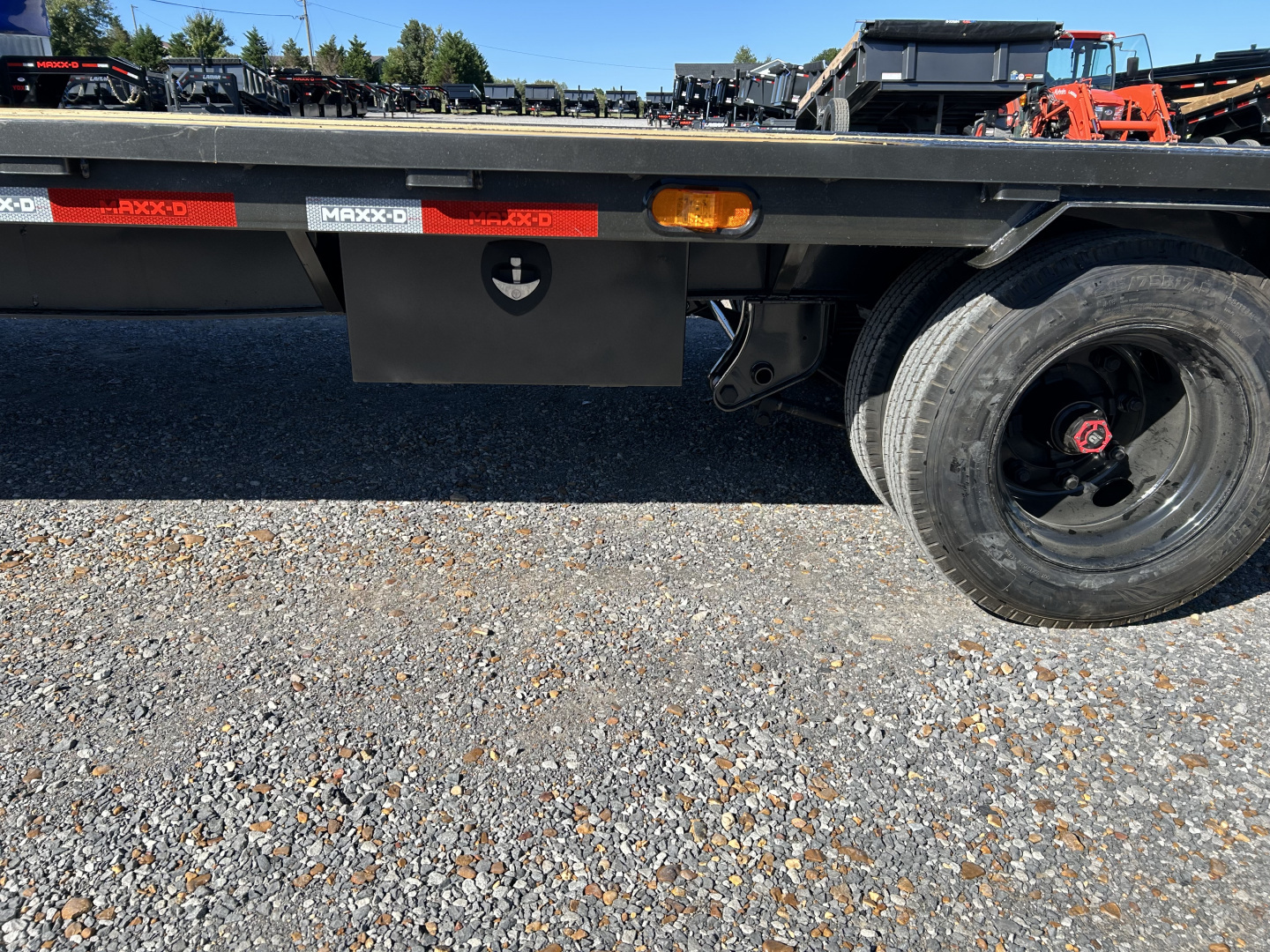 New 2026 MAXXD Gooseneck Flatbed Trailer | 102" x 28' 30K GVWR