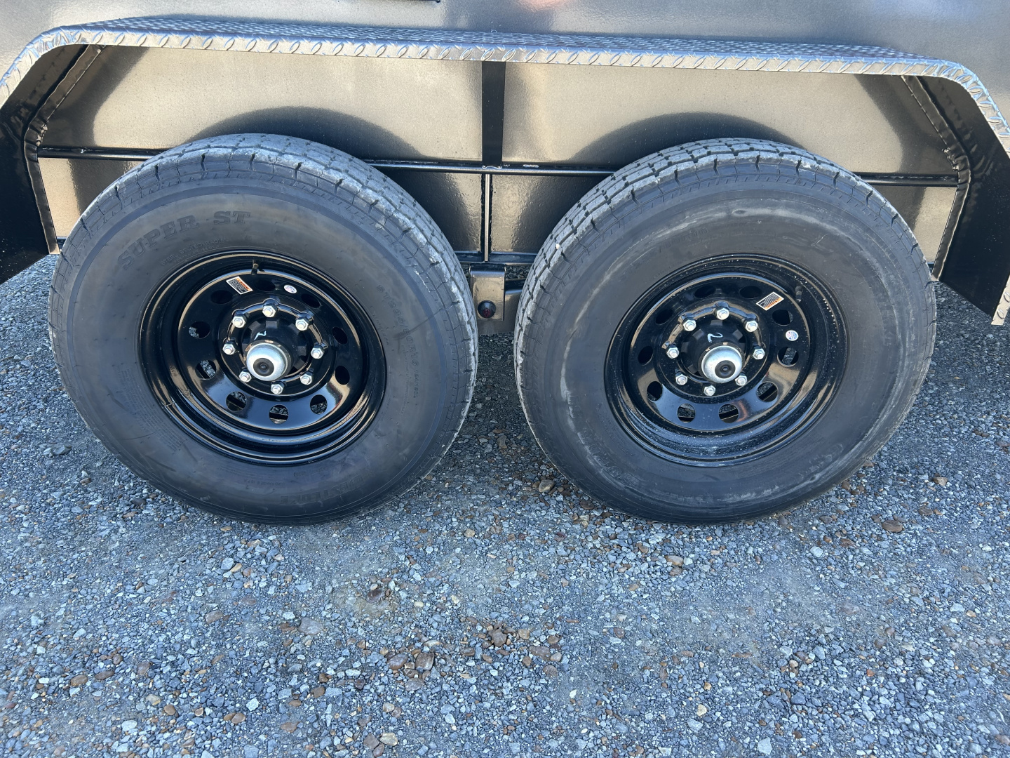 New 2026 MAXXD Dump Trailer | 14' x 83" | 14K GVWR