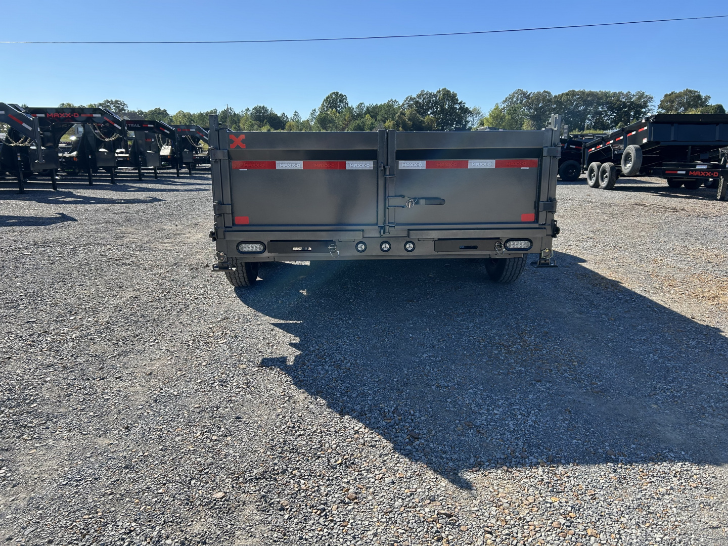 New 2026 MAXXD Dump Trailer | 14' x 83" | 14K GVWR