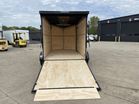 New United 12' UJ V-Nose Enclosed Cargo Trailer