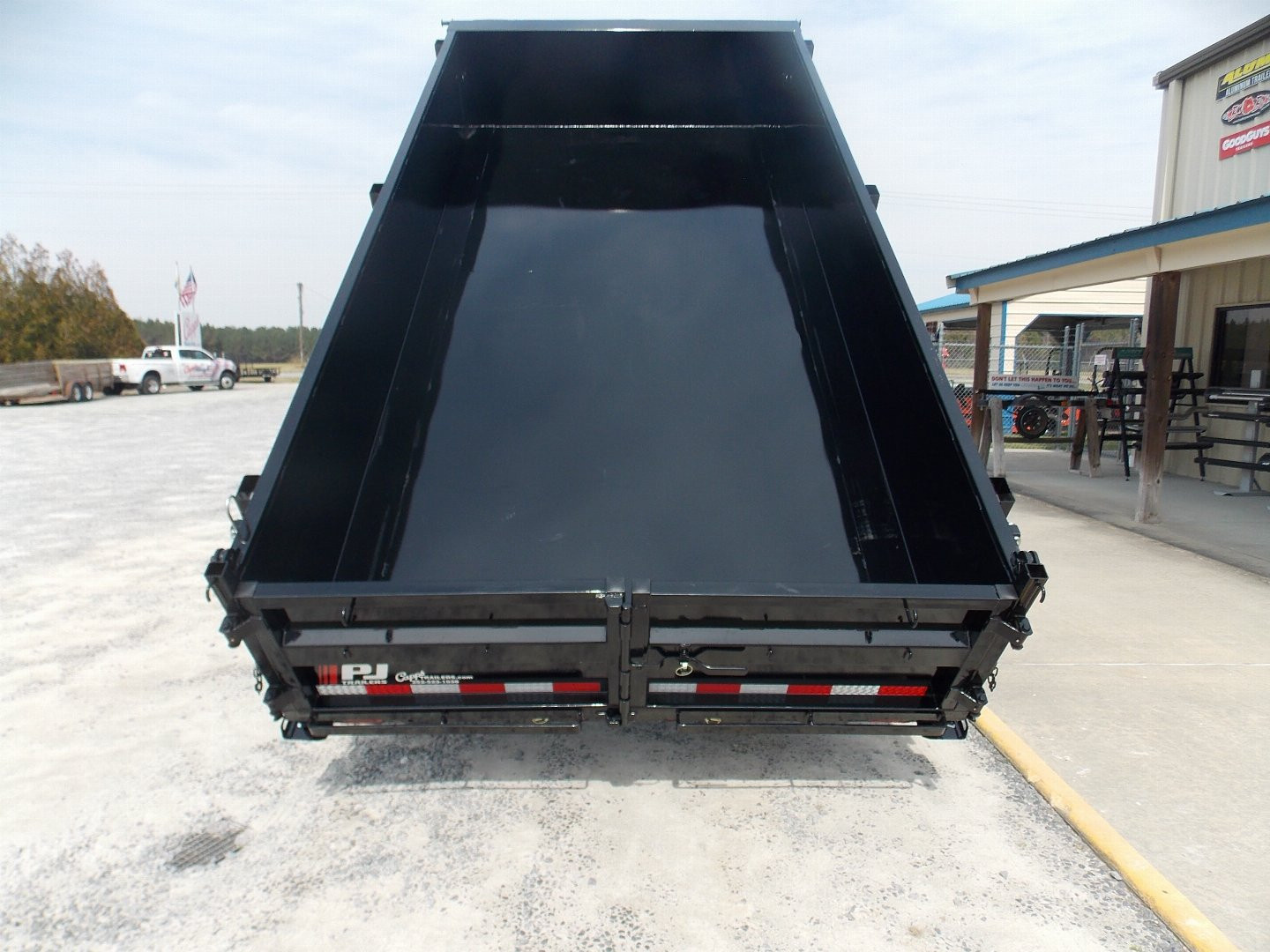 New 2026 PJ Trailers PJ D7J1472BSSK Dump Trailer