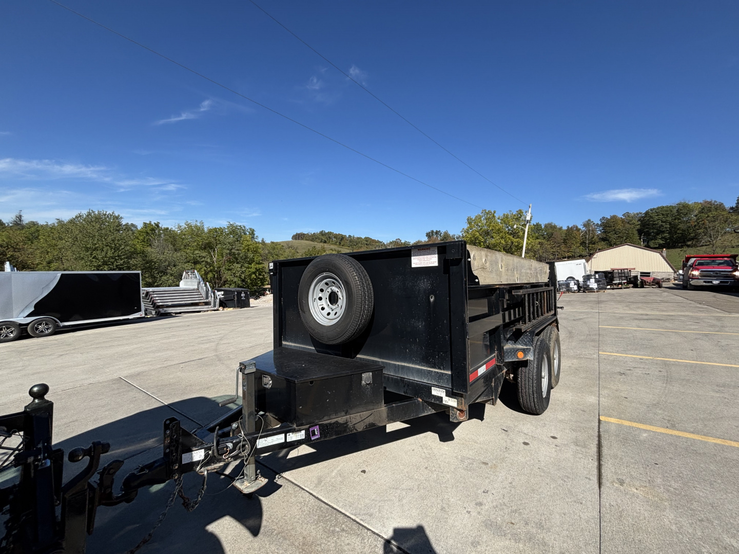 Used 2022 QUALITY STEEL 7'X12' DUMP TRAILER W/ SPARE TIRE & SIDE MOUNTED RAMPS - 12,000# GVWR