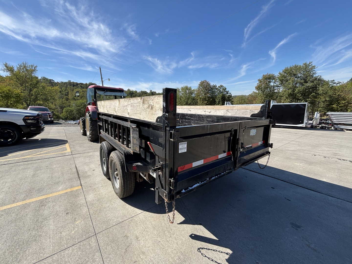 Used 2022 QUALITY STEEL 7'X12' DUMP TRAILER W/ SPARE TIRE & SIDE MOUNTED RAMPS - 12,000# GVWR