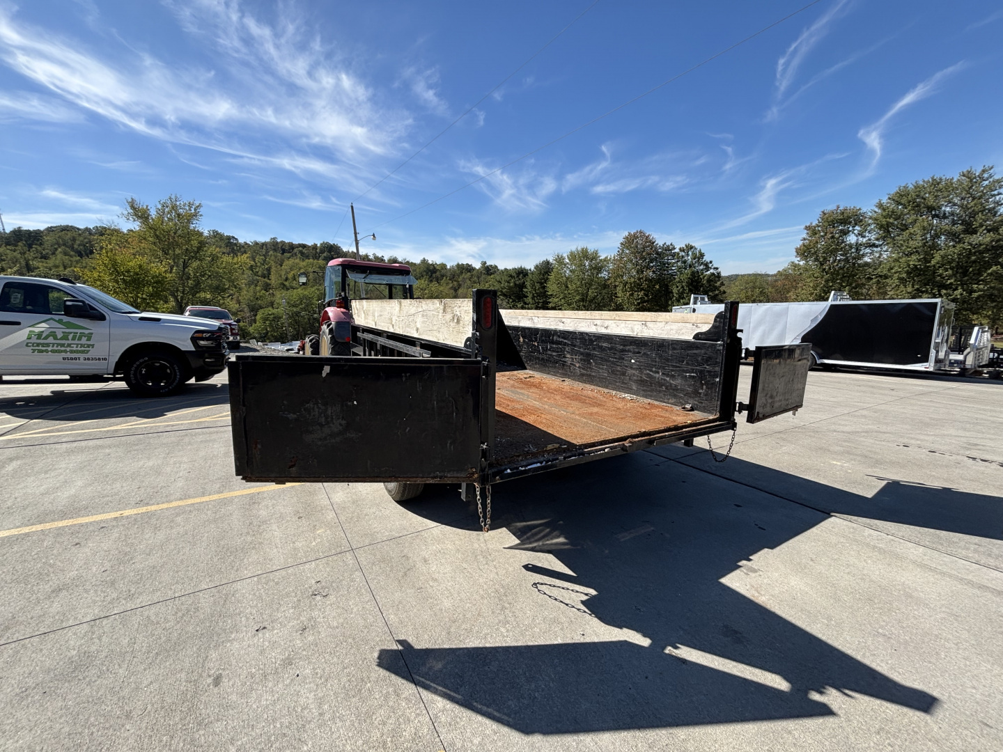 Used 2022 QUALITY STEEL 7'X12' DUMP TRAILER W/ SPARE TIRE & SIDE MOUNTED RAMPS - 12,000# GVWR