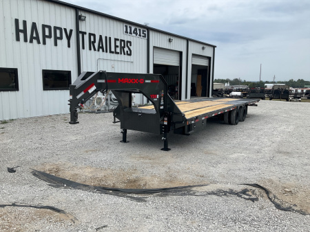 New 2026 MAXX-D 102”x32’ Gooseneck Hydraulic Dovetail Flatbed w/ Duals – YDX