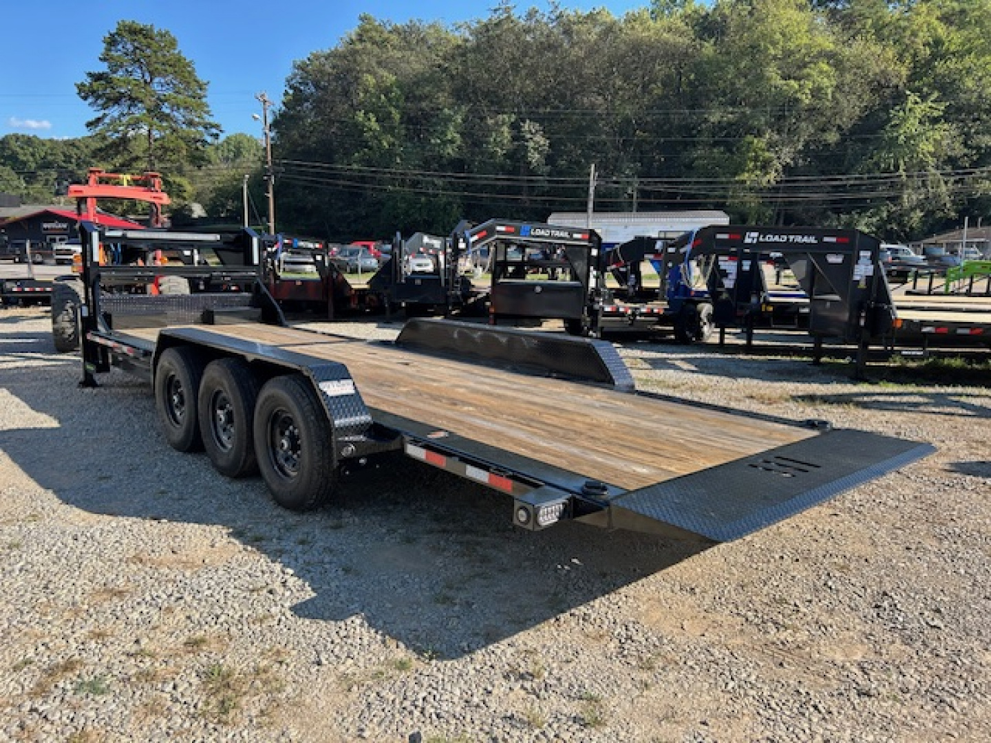 New 2026 Load Trail Loadtrail gooseneck 83x24 tilt n go 21k hydraulic jacks light bar chain and binder holders pallet fork pockets Equipment Trailer