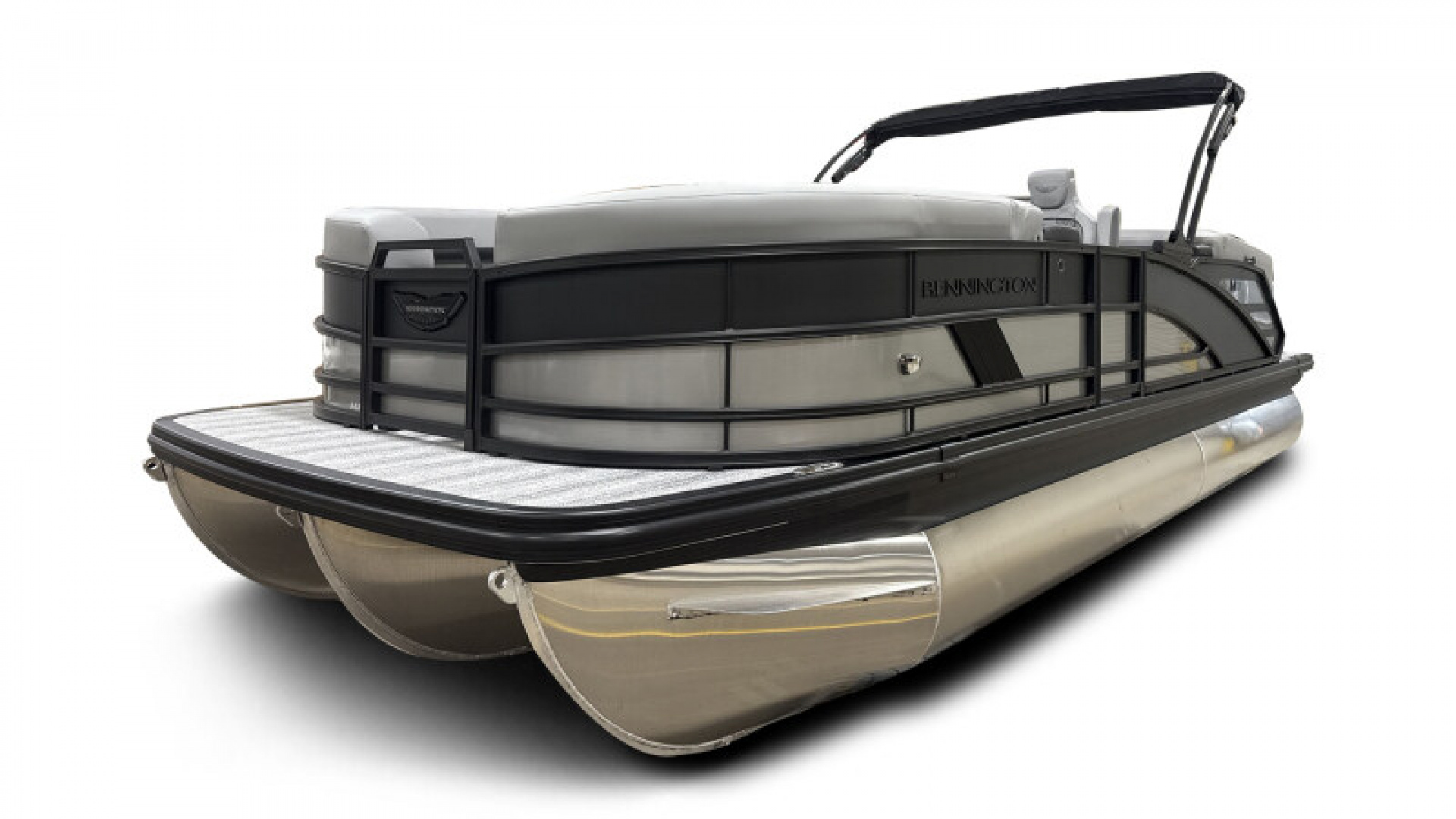 New 2026 Bennington 22' M Series FastBack Tri-toon Boat
