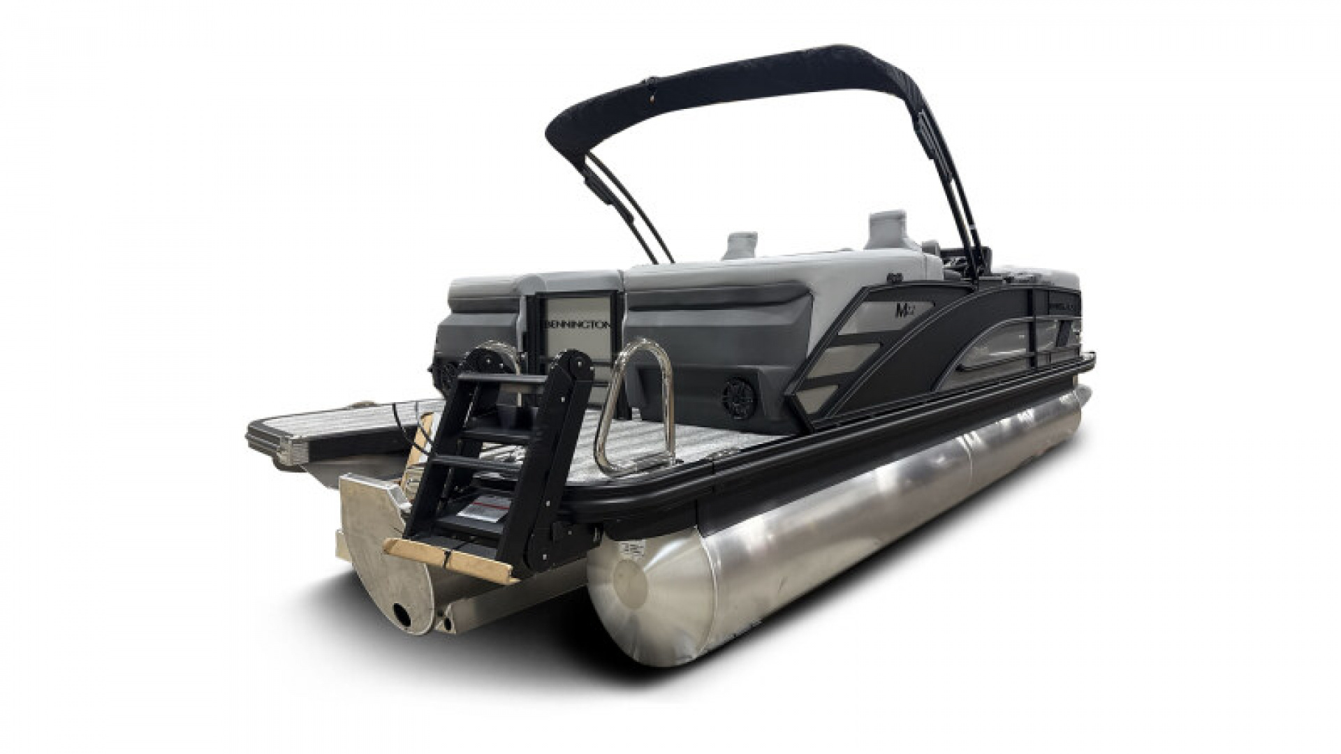 New 2026 Bennington 22' M Series FastBack Tri-toon Boat