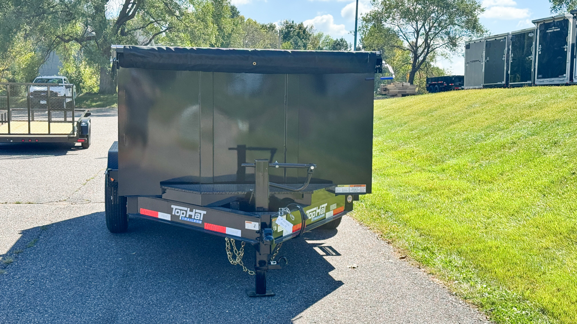 New 2025 Top Hat 7X14 Heavy Duty Dump Trailer