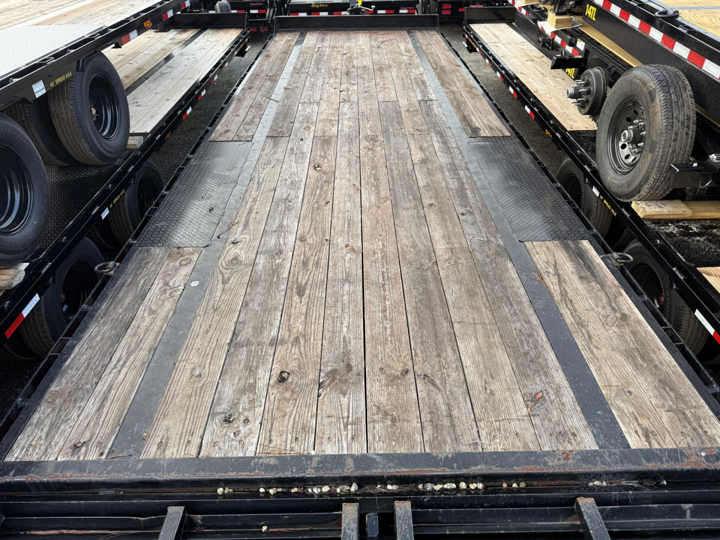 Used 2023 14PH-25BK+5MR Big Tex Trailers 8.5' X 30' Flatbed Trailer