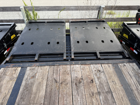 Used 2023 14PH-25BK+5MR Big Tex Trailers 8.5' X 30' Flatbed Trailer