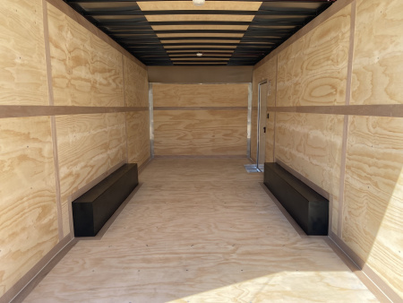 New United UXT 20' Enclosed Cargo Trailer