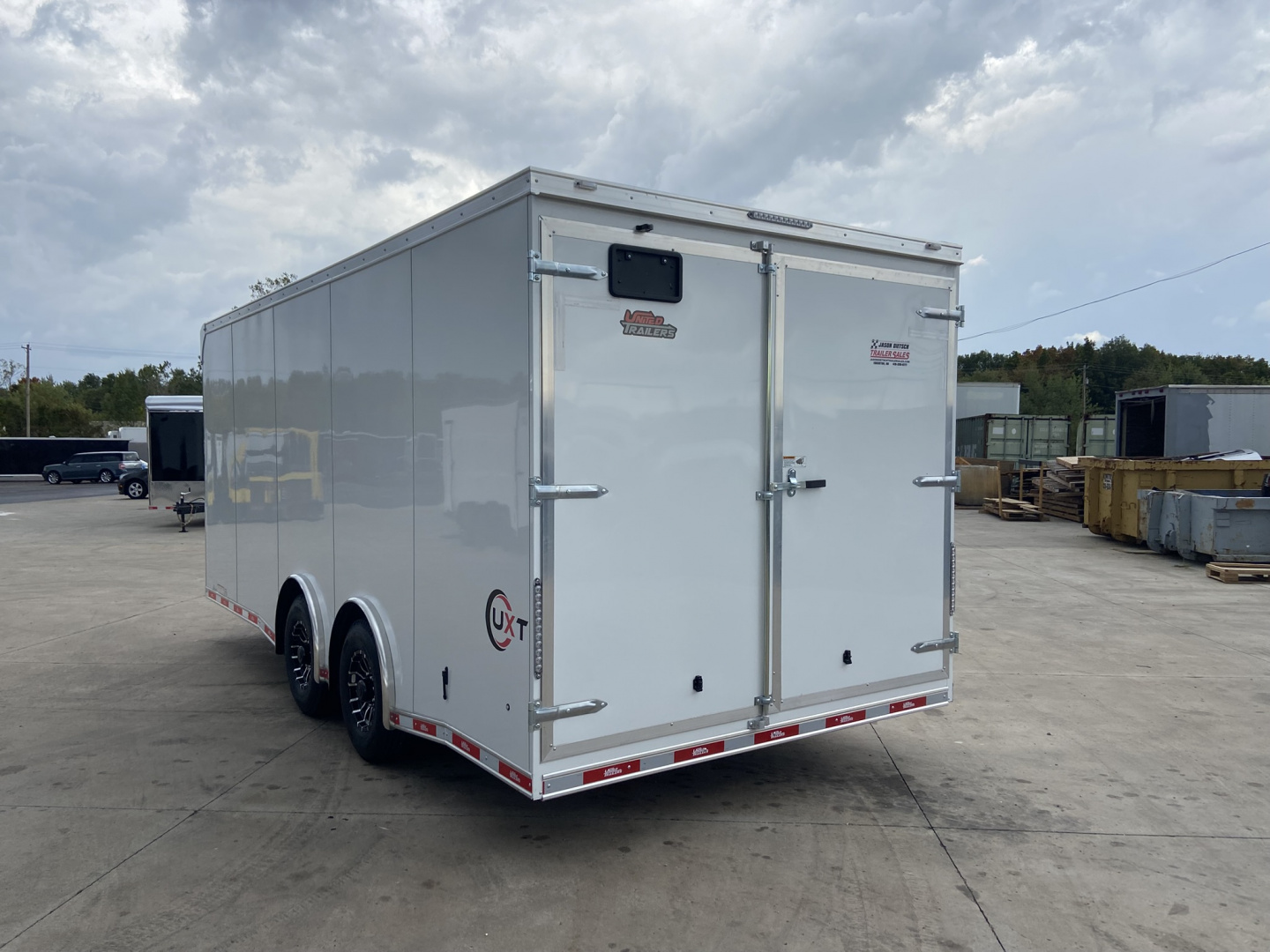 New 2026 United Trailers Cargo / Enclosed Trailer UXT 20'