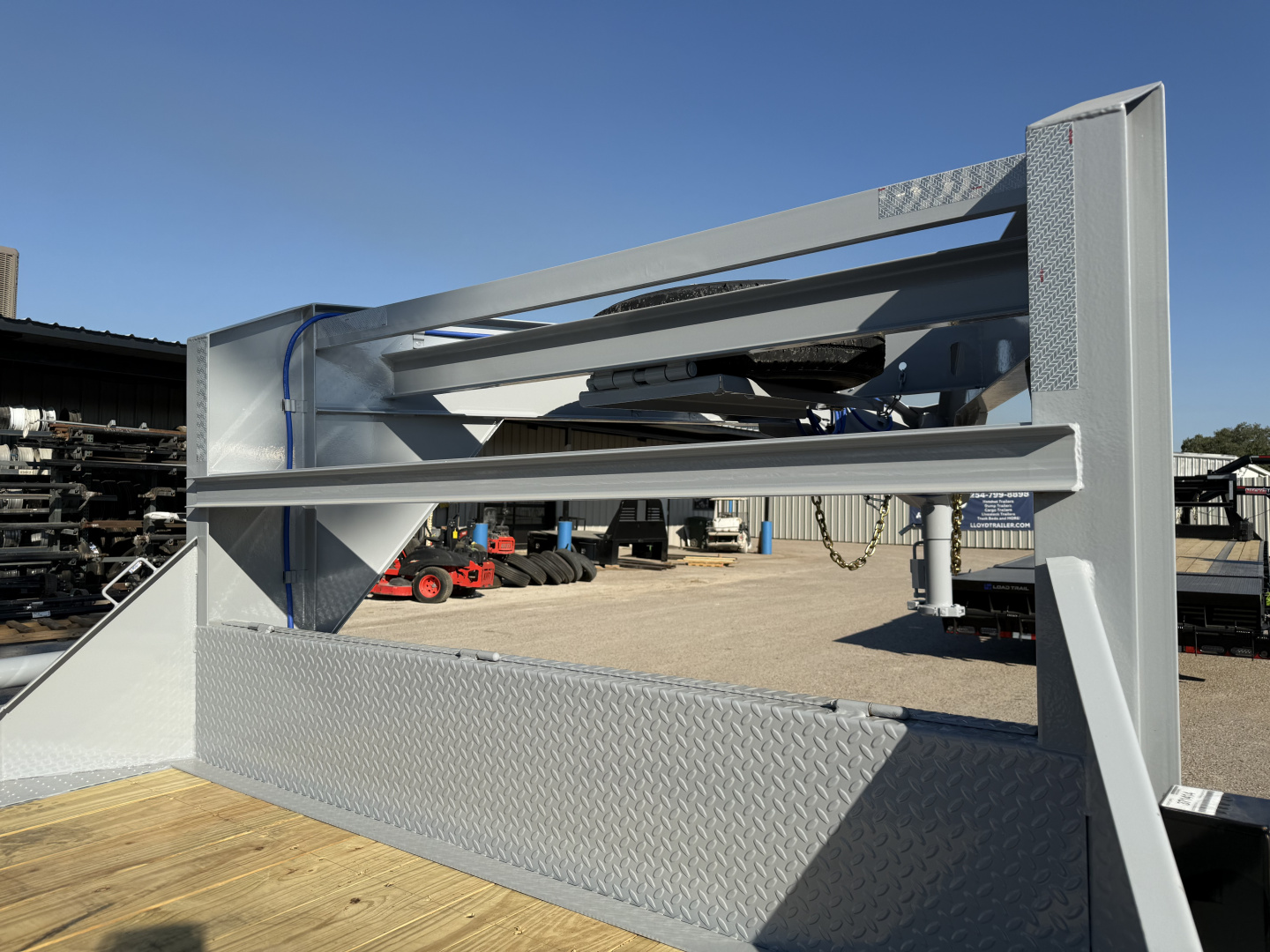 New 2026 Load Trail GC 102X32 Car Hauler