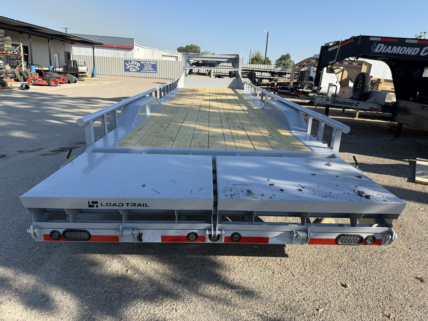 New 2026 Load Trail GC 102X32 Car Hauler