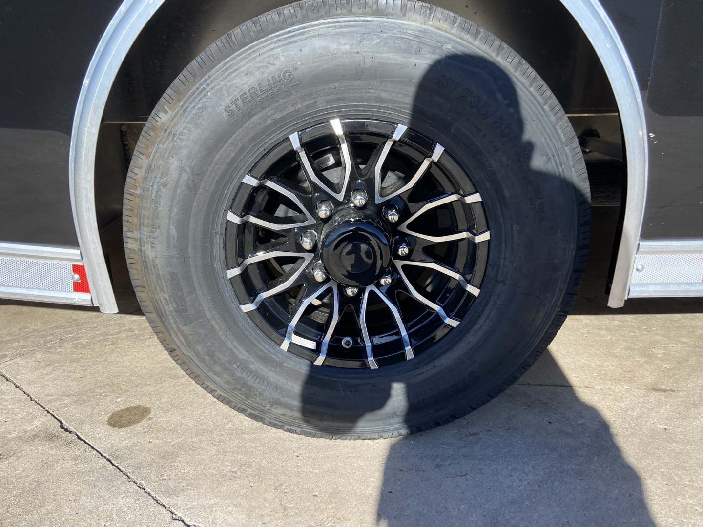 New 2026 United Car / Racing Trailer Prem 28'