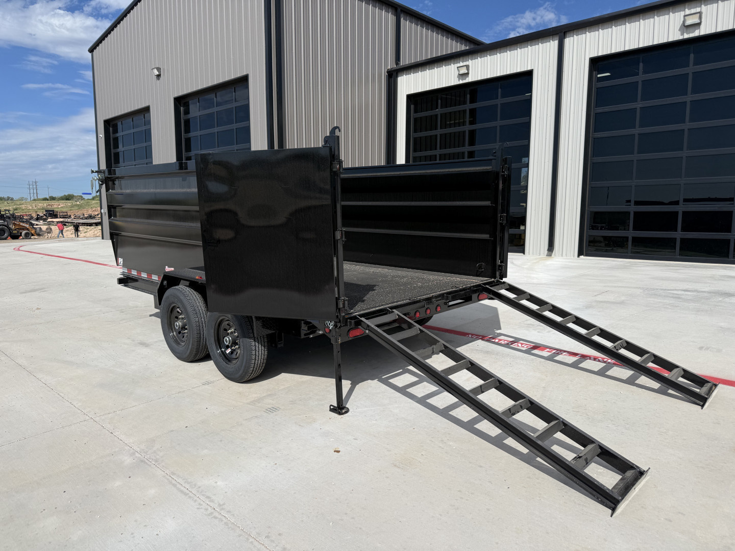 New 2026 PJ 83"x14' BP Tandem Axle Dump w/ 48" Sides – D7
