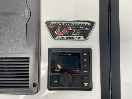 New 2026 United Trailers USH Racing Trailer 32'