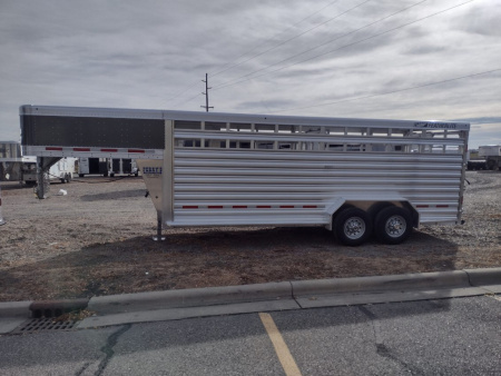 New 2026 Featherlite Trailers Model 8127 20' Stock / Stock Combo Trailer