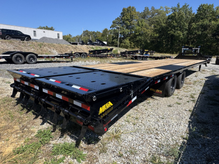 New 2026 Big Tex Trailers 25GN Flatbed Trailer 35+5 MAX RAMPS