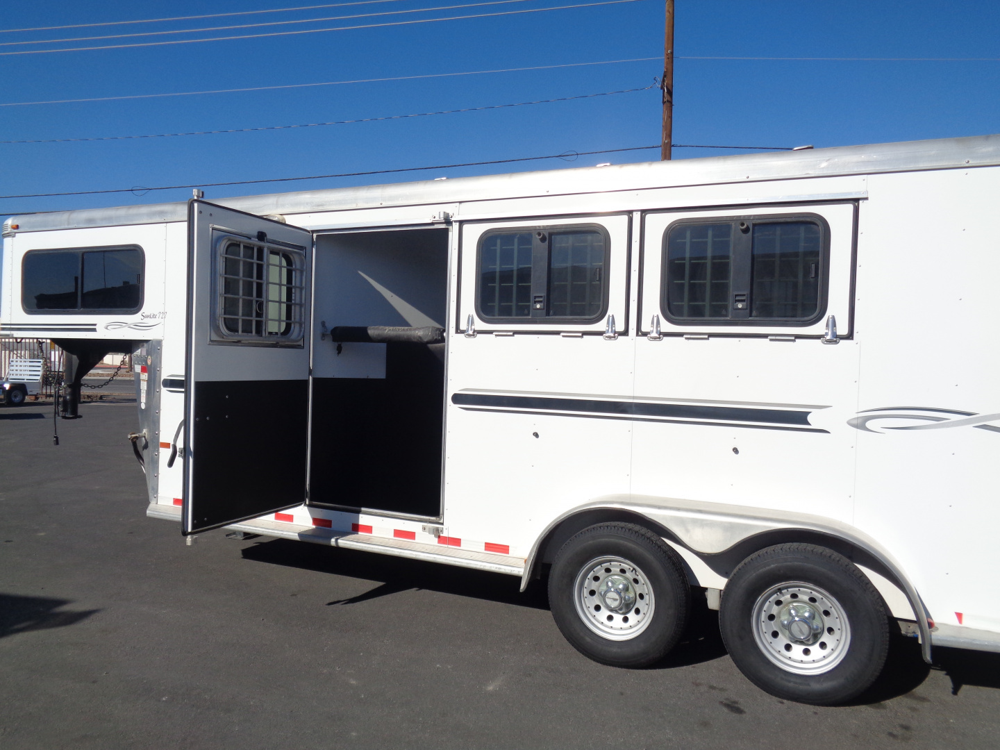 Used 2016 Sundowner Trailers * Rancher Sport 4H SL * 4-Horse Slant Load Horse Trailer