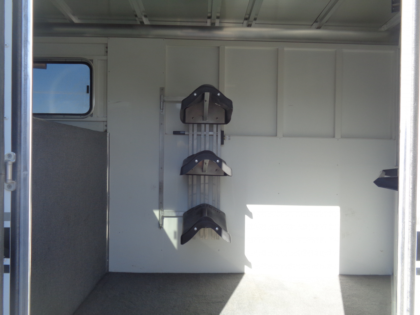 Used 2016 Sundowner Trailers * Rancher Sport 4H SL * 4-Horse Slant Load Horse Trailer
