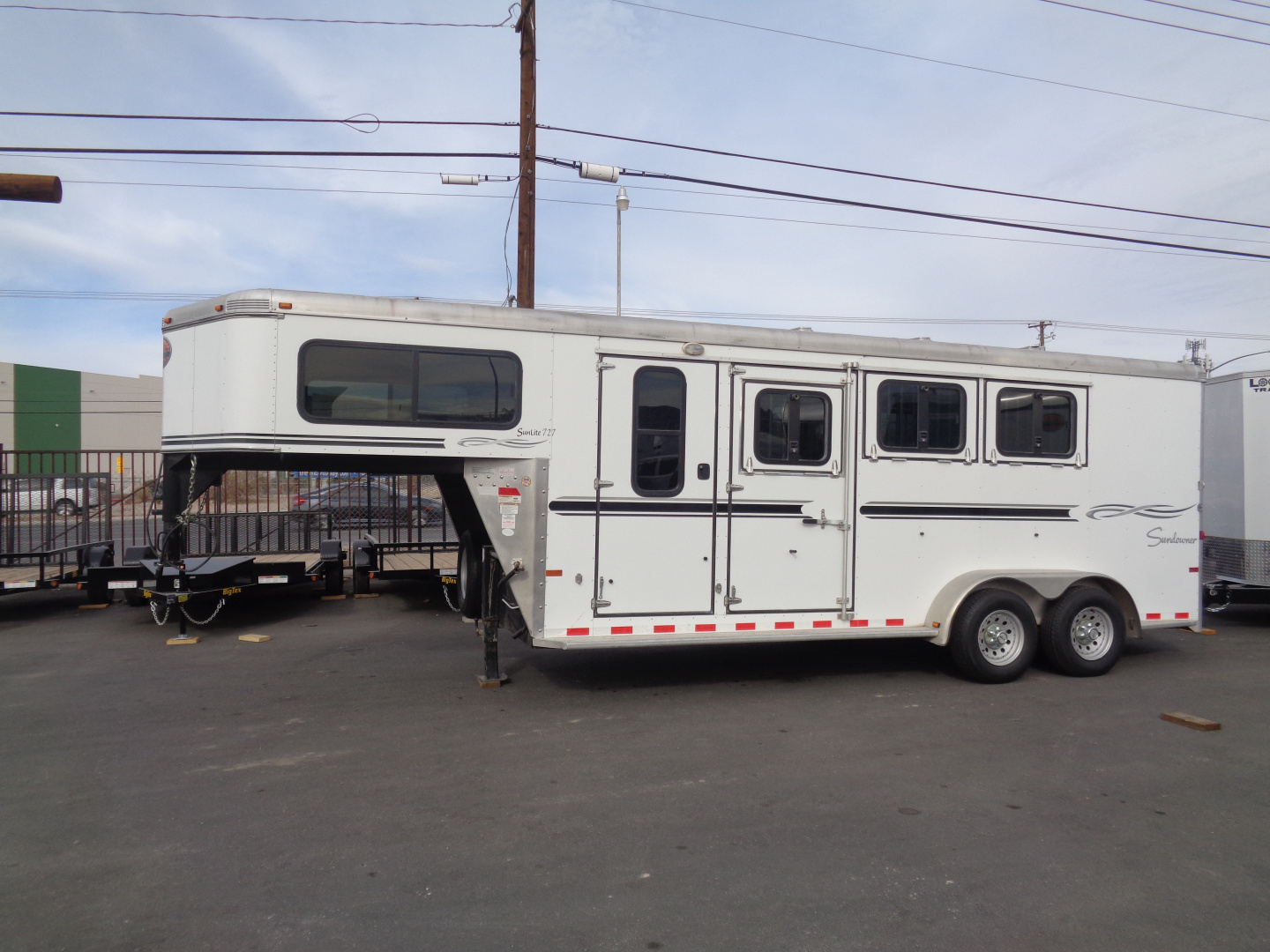 Used 2016 Sundowner Trailers * Rancher Sport 4H SL * 4-Horse Slant Load Horse Trailer