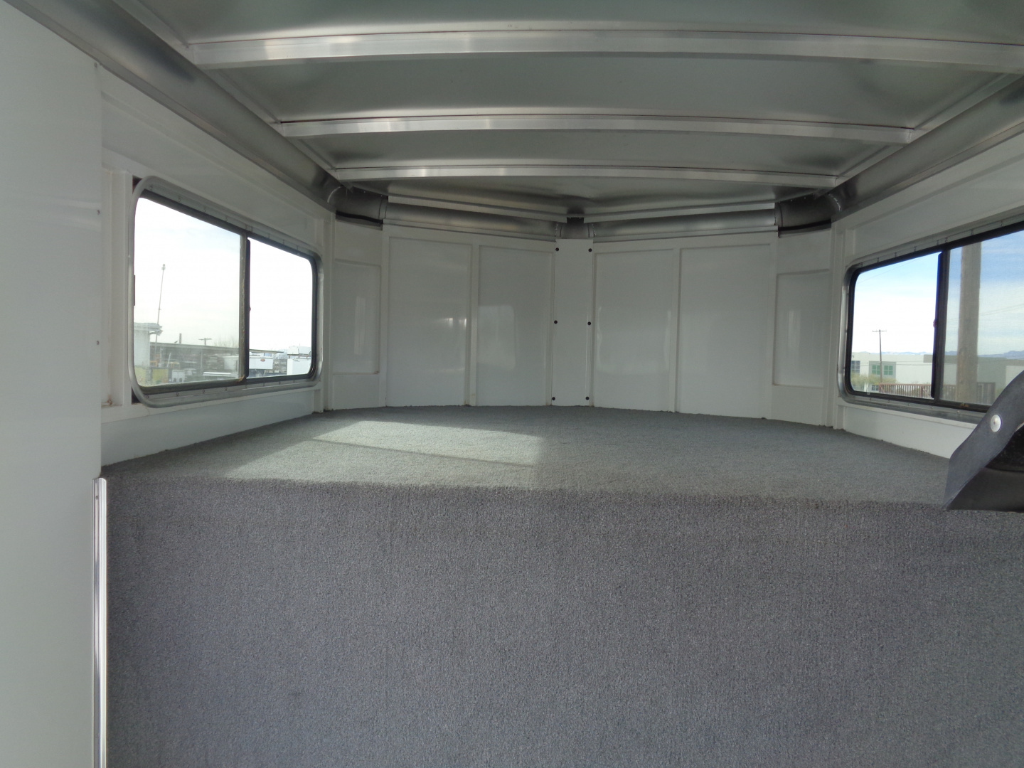 Used 2016 Sundowner Trailers * Rancher Sport 4H SL * 4-Horse Slant Load Horse Trailer