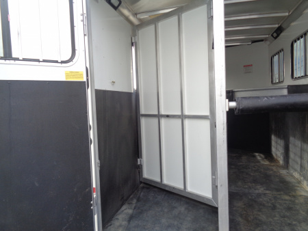 Used 2016 Sundowner Trailers * Rancher Sport 4H SL * 4-Horse Slant Load Horse Trailer
