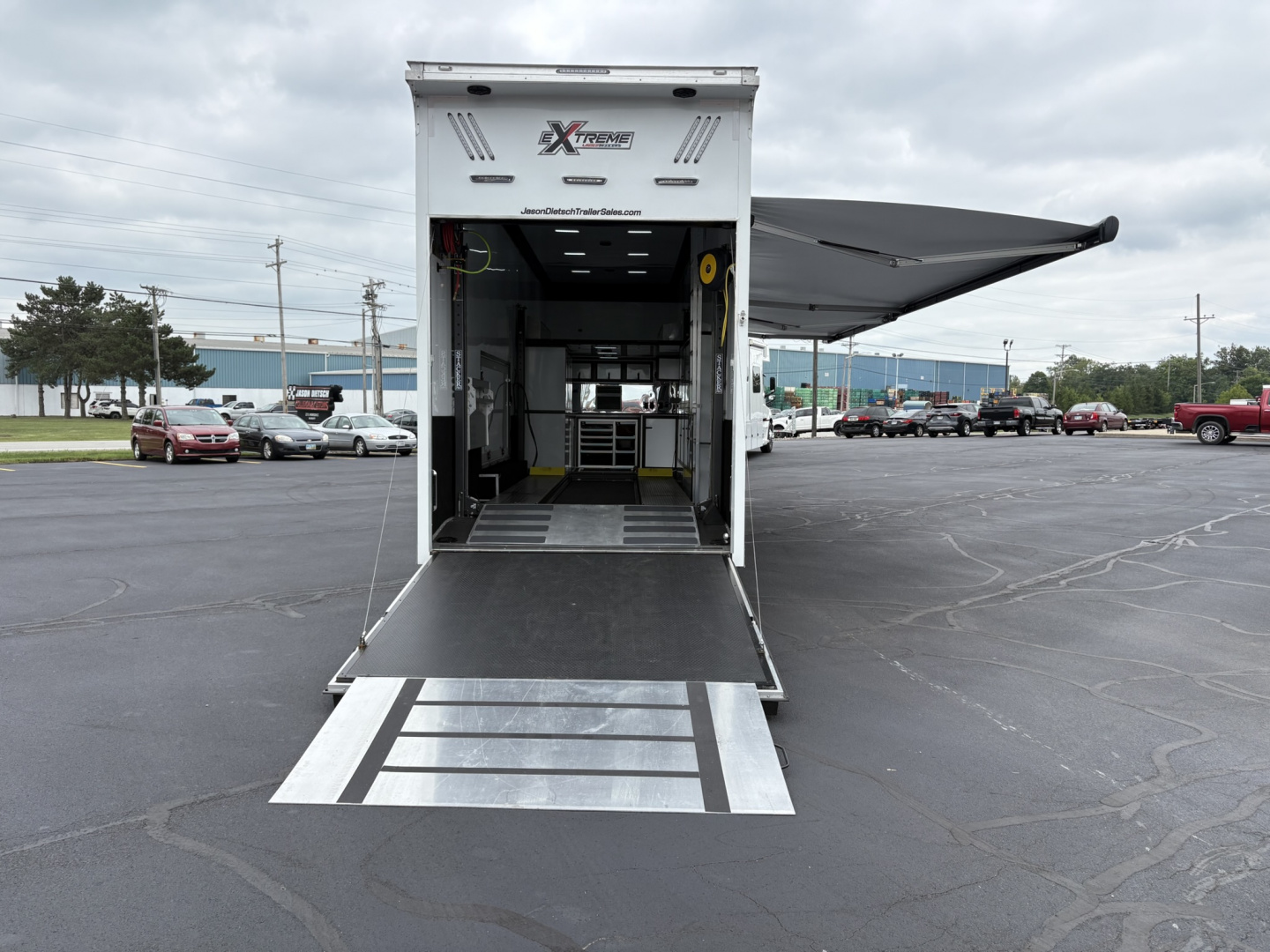 Used 2022 Used United 36' 3-Car Stacker