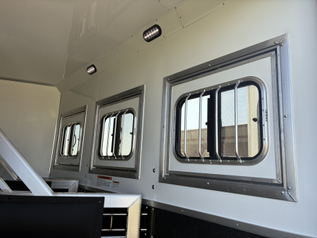 New 2026 Lakota IN8315SR 3H 15' LQ Horse Trailer