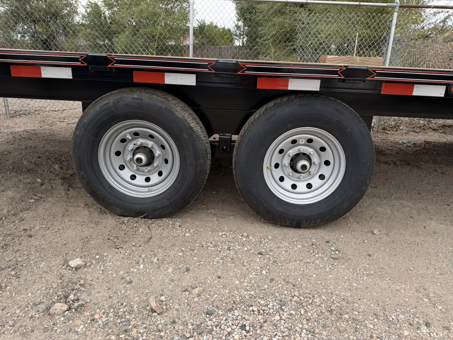 New 2026 Diamond T 8.5-24 Deckover Equipment Hauler