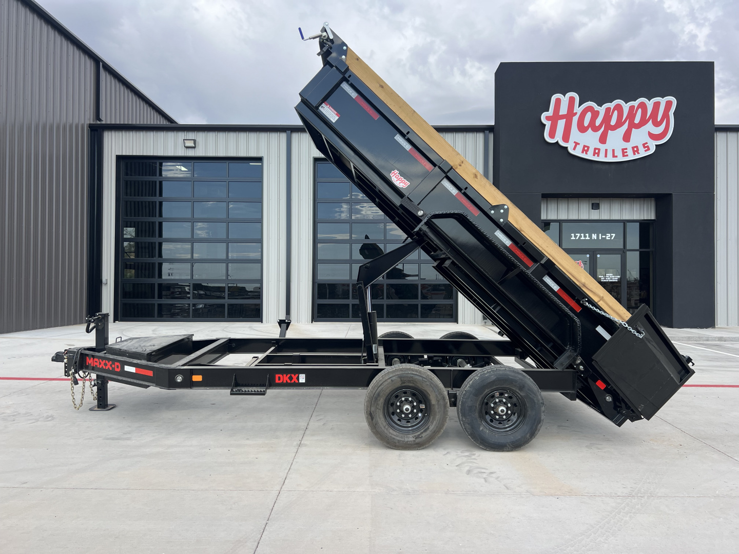 New 2026 MAXX-D 83”x14’ BP Dump w/ 18” Sides – DKX