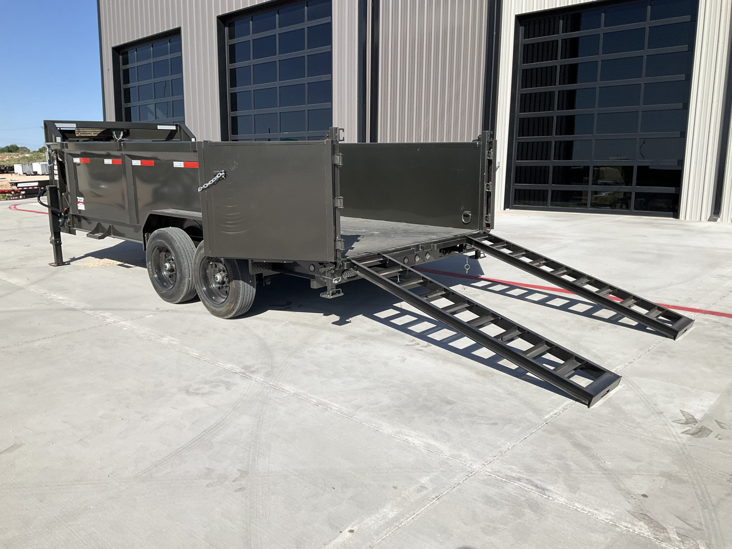 New 2026 MAXX-D 83”x16’ 18K Gooseneck Dump w/ 36” Sides – DJX