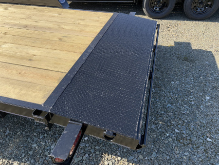 New 2025 Texas Bragg Trailers 18+2 HCH 10K Car / Racing Trailer