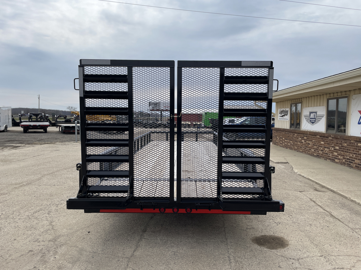New 2026 Load Trail 83x20 Tandem Axle W/Split Gate Ramps 14k Landscape Trailer