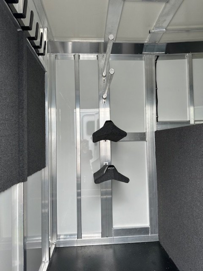 New 2026 Cimarron Trailers Norstar 2 Horse Straightload Gooseneck Horse Trailer