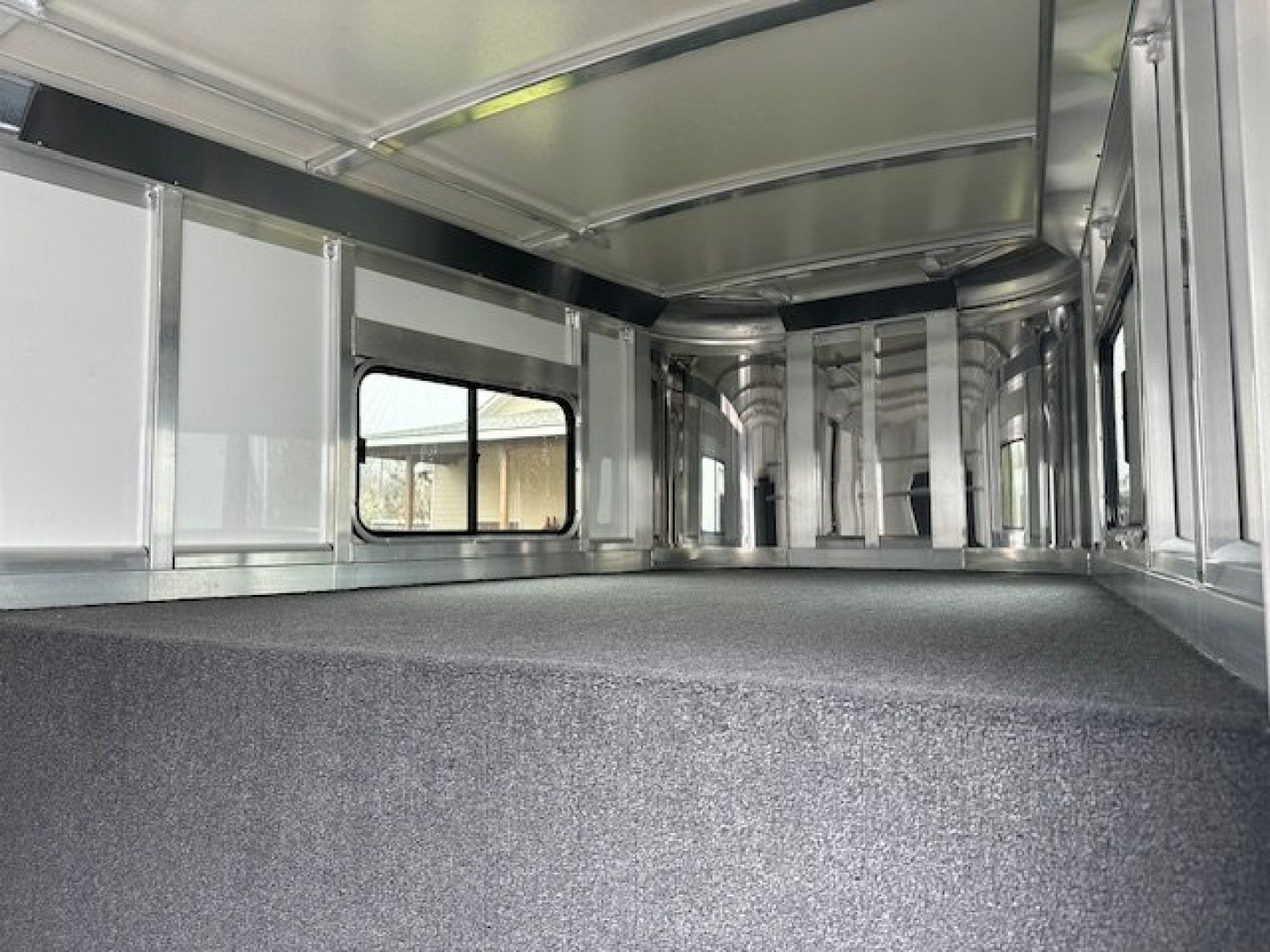 New 2026 Cimarron Trailers Norstar 2 Horse Straightload Gooseneck Horse Trailer