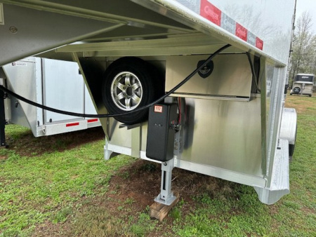 New 2026 Cimarron Trailers Norstar 2 Horse Straightload Gooseneck Horse Trailer