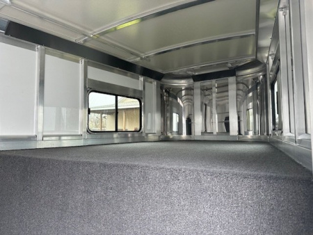 New 2026 Cimarron Trailers Norstar 2 Horse Straightload Gooseneck Horse Trailer